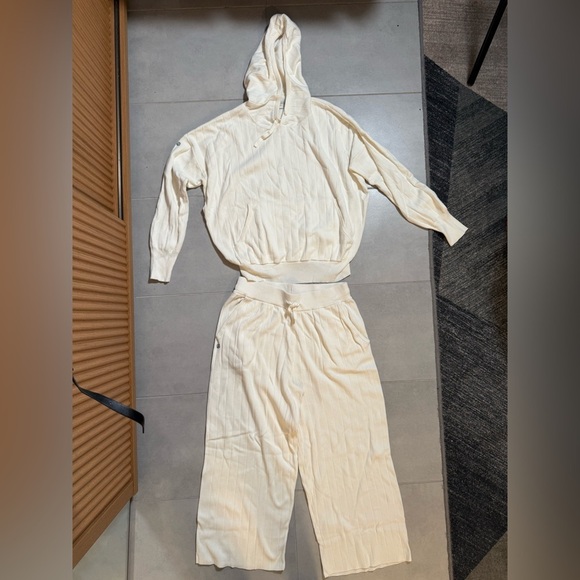 Cream Hooded Sweatsuit Set - Picture 6 of 13